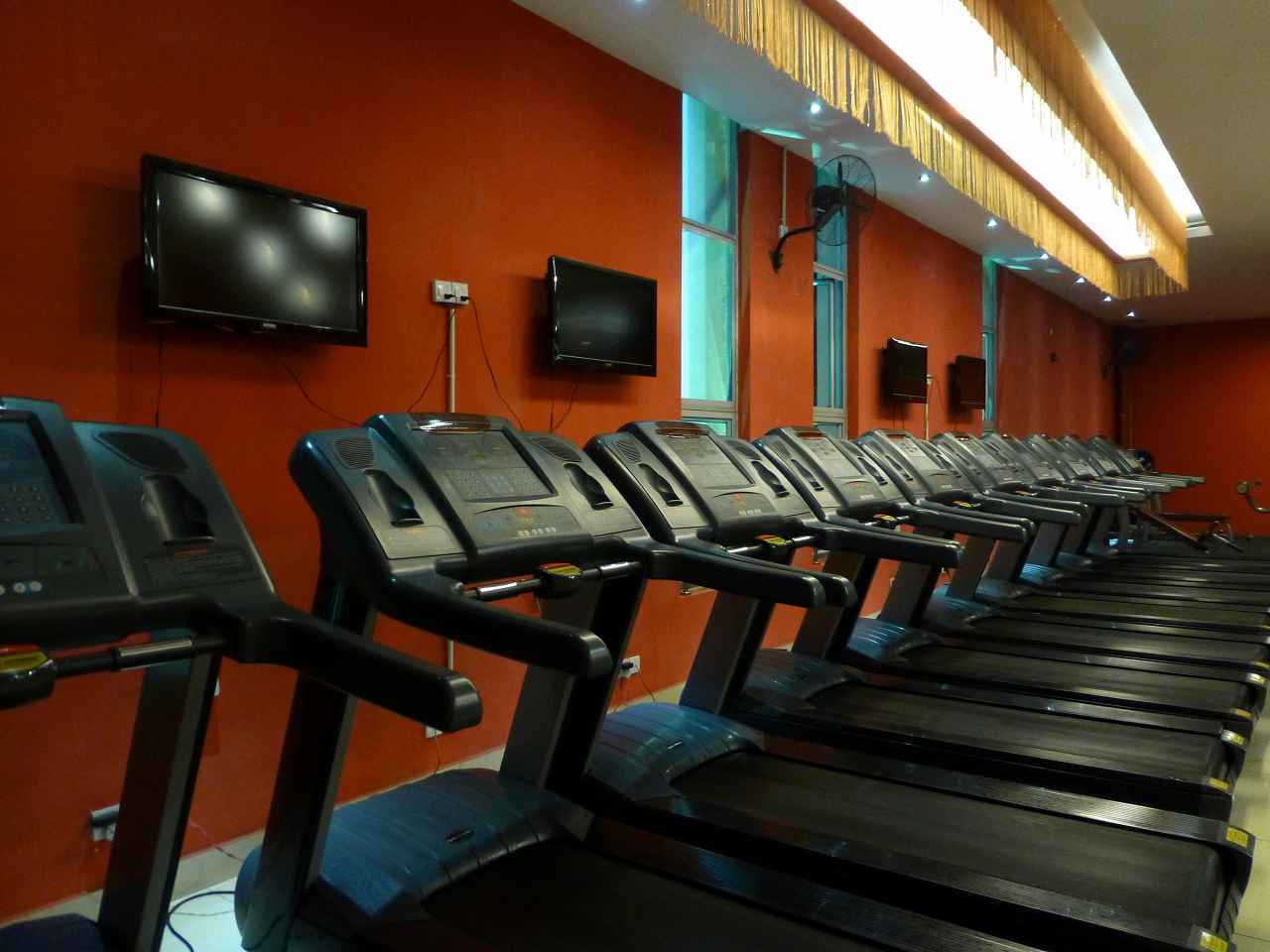 在省會開健身房怎么樣