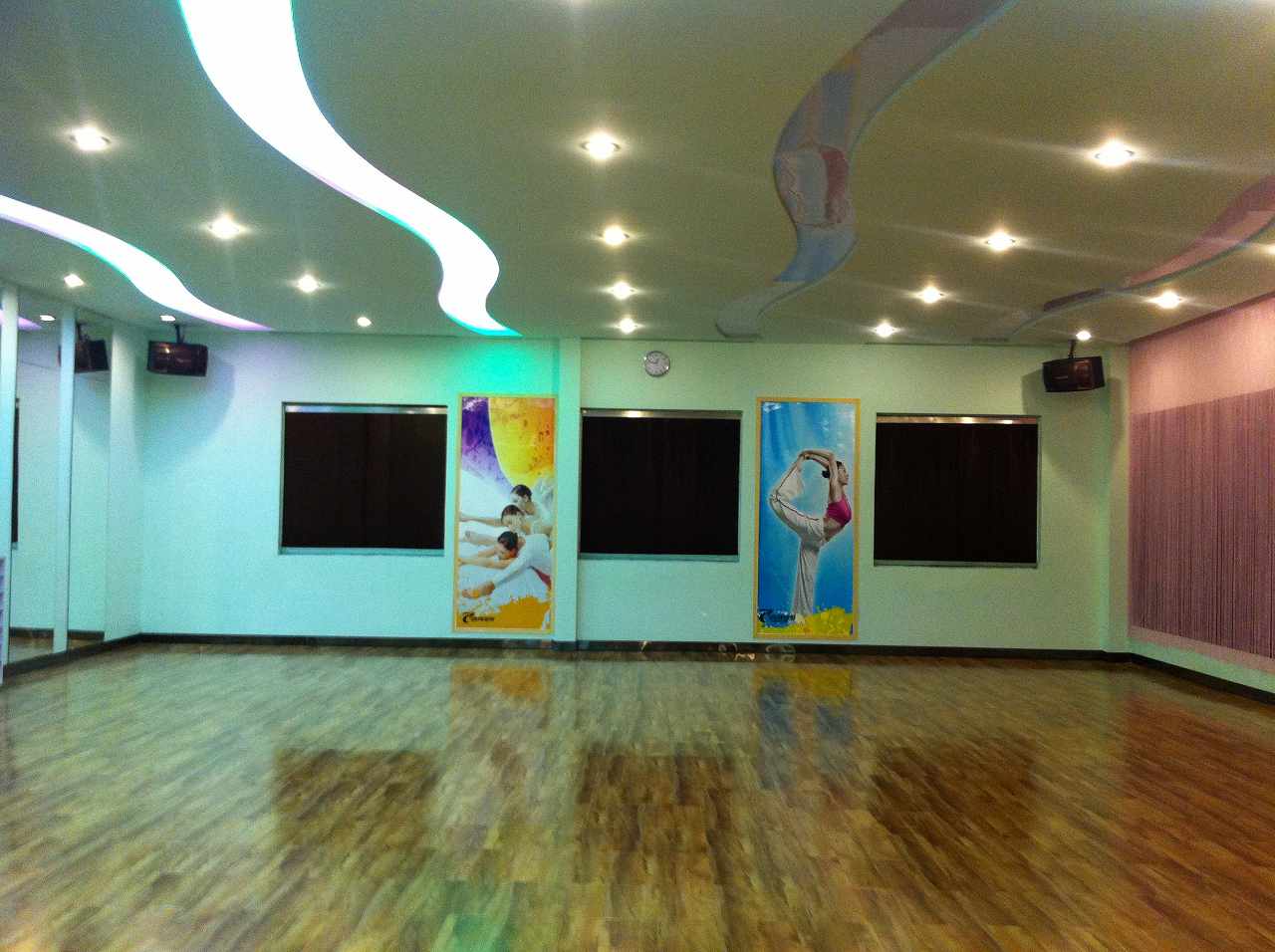 上海開(kāi)健身房需要多少錢(qián)?