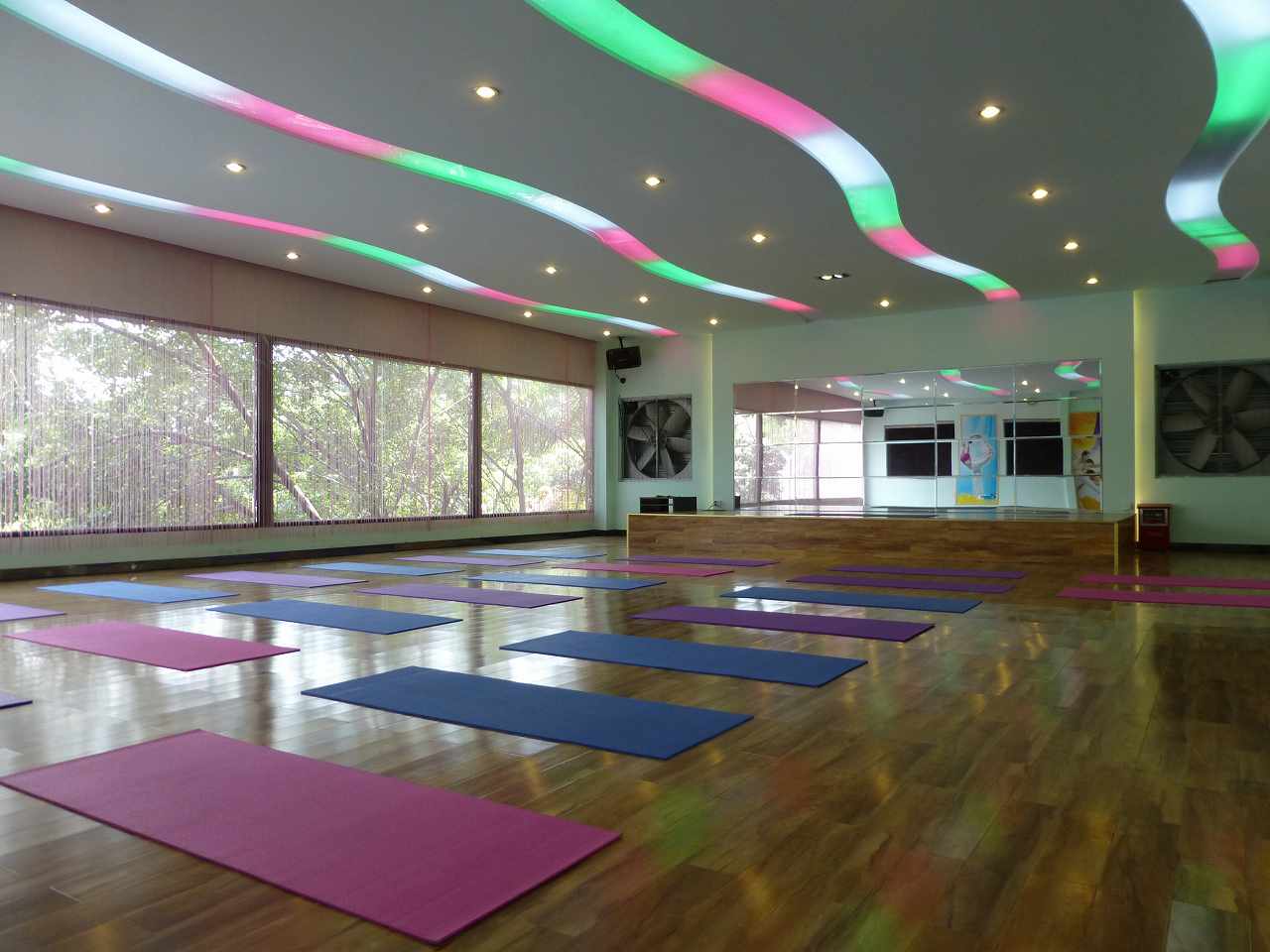 在山東開健身房掙錢嗎?利潤是多少?