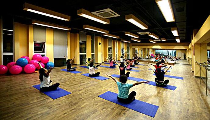 「瑜伽館加盟費」瑜伽館加盟哪個好